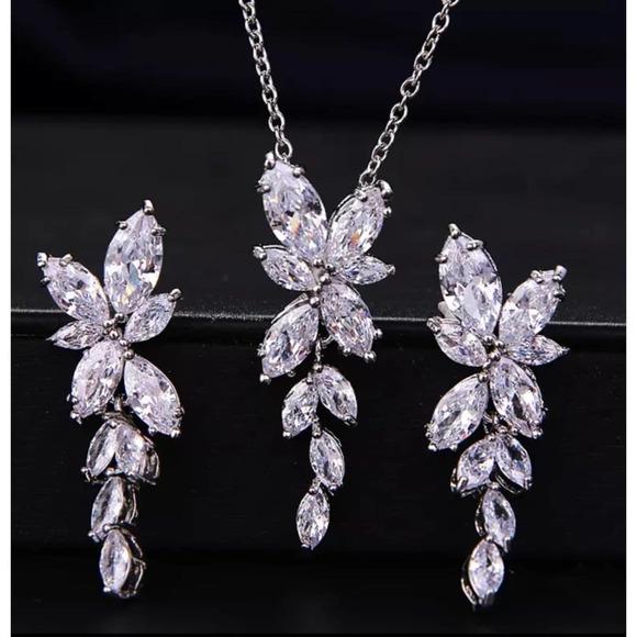 NEW 925 CZ Necklace Earrings Jewelry Set Lot Cubic Zirconia - Picture 1 of 4